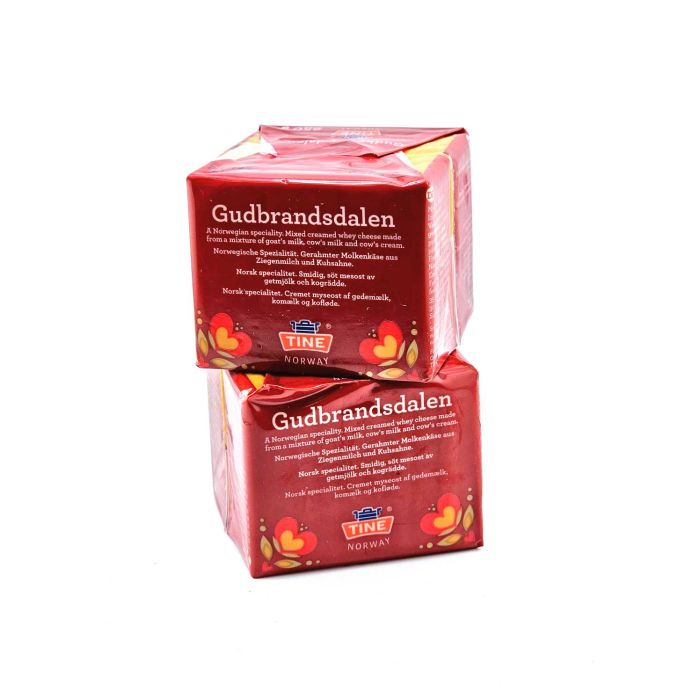 Сир норвезький брюност гудбрандсдален Tine Gudbrand Goat Cheese 250 г