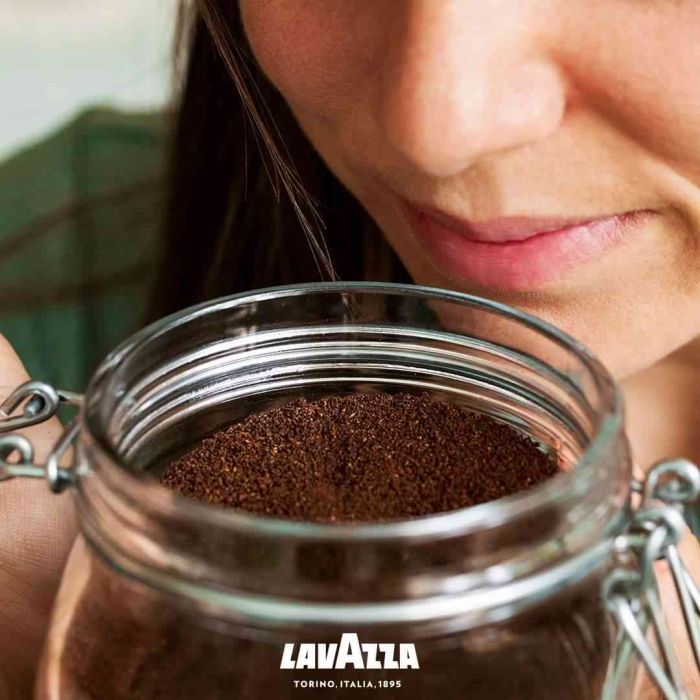 Кава Lavazza ORO мелена 250 г залізна банка