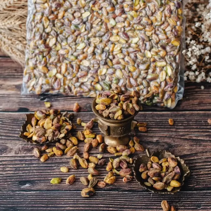 Фісташки Каліфорнійскі чищені сирі 1 кг