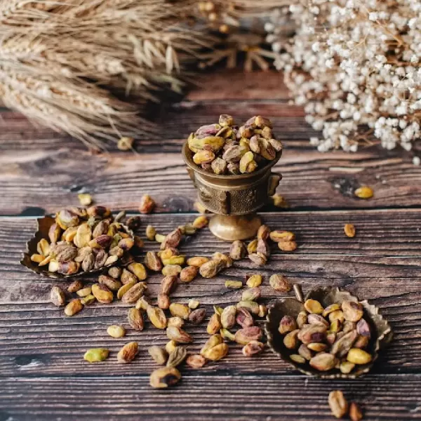 Фісташки Каліфорнійскі чищені сирі 500 г