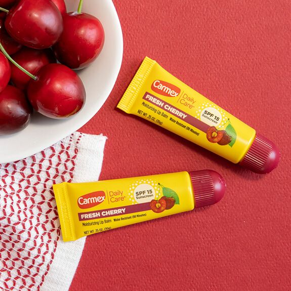 Carmex, Daily Care, зволожуючий бальзам для губ, свіжа вишня SPF 15, 10 г